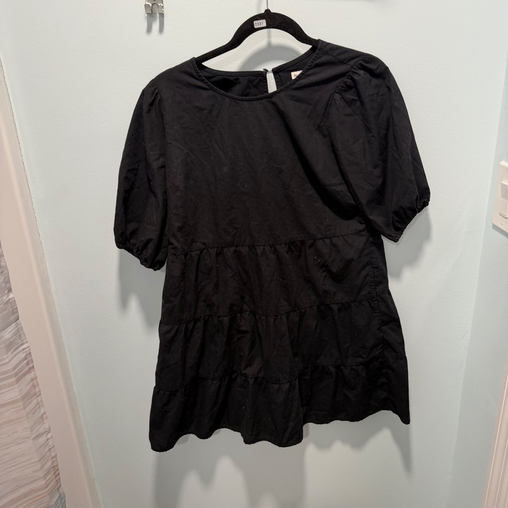 Abercrombie & Fitch Tiered Mini Dress Small Black Cotton Puff Sleeve Keyhole